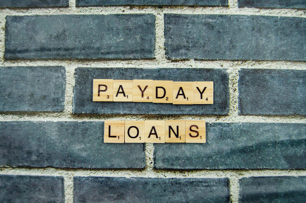Advantages of Applying for Payday Loans - Vimarsana News